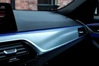BMW 530, 3.0, 195 kW, дизель, автомат, полный привод