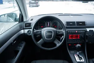 Audi A4, 103 kW, diesel, automatic, front-wheel drive