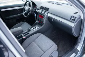 Audi A4, 103 kW, diesel, automatic, front-wheel drive