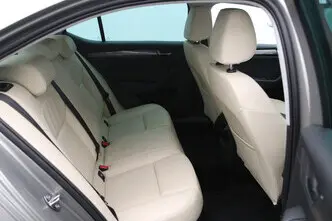 Škoda Superb, 1.4, 92 kW, petrol, manual, front-wheel drive