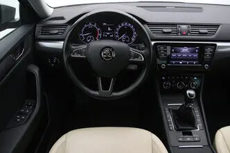 Škoda Superb, 1.4, 92 kW, petrol, manual, front-wheel drive