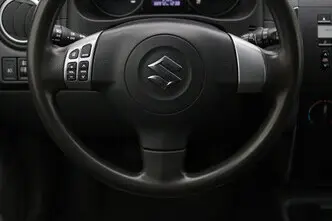 Suzuki SX4, 1.5, 82 kW, бензин, механическая, передний привод