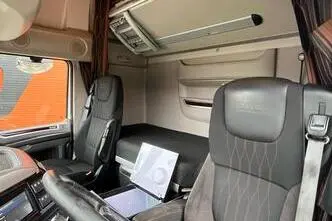 DAF XF 530 6x2, 390 kW, diesel, automatic