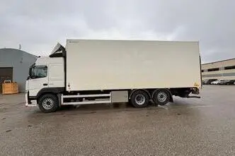 Volvo FM500 6X2*4 + RETARDER + CARRIER SUPRA 850, 375 kW, diesel, automatic