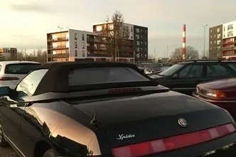 Alfa Romeo Spider, 1.8, 107 kW, бензин, механическая, передний привод