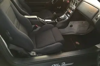 Alfa Romeo Spider, 1.8, 107 kW, бензин, механическая, передний привод