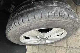 Volkswagen Multivan, 2.5, 96 kW, diisel, automaat, esivedu