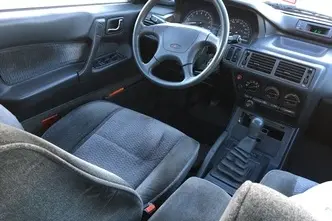 Mitsubishi Galant, 2.0, бензин, механическая, передний привод