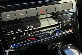 Volkswagen T-Cross, 1.0, 85 kW, bensiin, automaat, esivedu