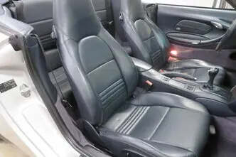 Porsche 911, 3.4, 221 kW, bensiin, manuaal, tagavedu
