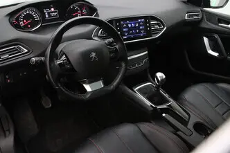 Peugeot 308, 1.5, 96 kW, дизель, механическая, передний привод
