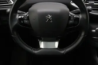 Peugeot 308, 1.5, 96 kW, дизель, механическая, передний привод
