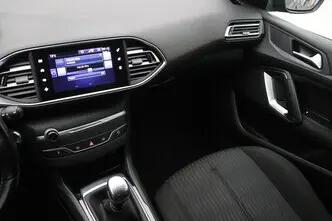 Peugeot 308, 1.6, 88 kW, дизель, механическая, передний привод