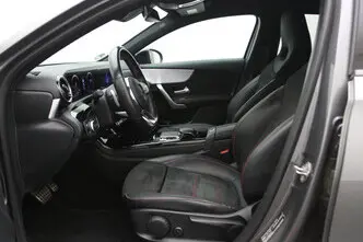 Mercedes-Benz A 220, 2.0, 140 kW, бензин, автомат, передний привод