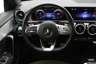 Mercedes-Benz A 220, 2.0, 140 kW, бензин, автомат, передний привод
