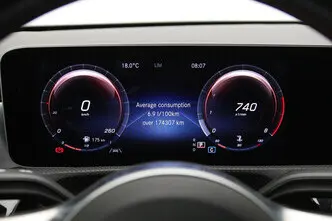 Mercedes-Benz A 220, 2.0, 140 kW, бензин, автомат, передний привод