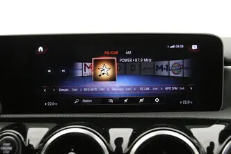Mercedes-Benz A 220, 2.0, 140 kW, бензин, автомат, передний привод