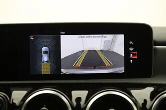 Mercedes-Benz A 220, 2.0, 140 kW, бензин, автомат, передний привод