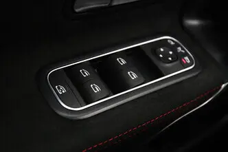 Mercedes-Benz A 220, 2.0, 140 kW, бензин, автомат, передний привод