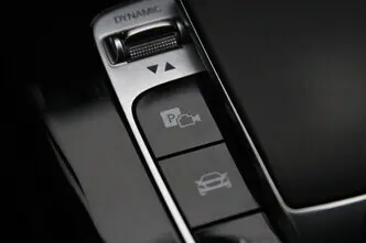 Mercedes-Benz A 220, 2.0, 140 kW, бензин, автомат, передний привод
