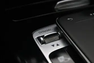 Mercedes-Benz A 220, 2.0, 140 kW, бензин, автомат, передний привод