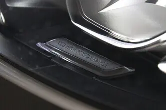 Mercedes-Benz A 220, 2.0, 140 kW, бензин, автомат, передний привод