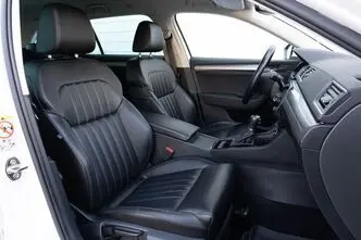 Škoda Superb, 2.0, 110 kW, diesel, automatic, front-wheel drive