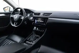 Škoda Superb, 2.0, 110 kW, diesel, automatic, front-wheel drive