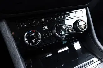 Škoda Superb, 2.0, 110 kW, diesel, automatic, front-wheel drive