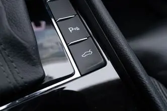 Škoda Superb, 2.0, 110 kW, diesel, automatic, front-wheel drive