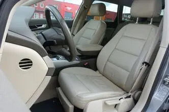 Audi A6, bensiin, manuaal, esivedu