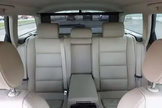 Audi A6, bensiin, manuaal, esivedu