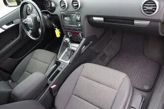 Audi A3, petrol, automatic, front-wheel drive