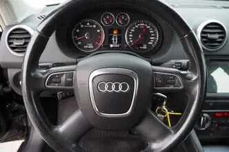 Audi A3, petrol, automatic, front-wheel drive