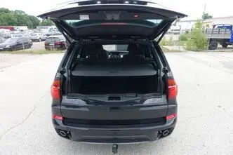 BMW X5, 3.0, 180 kW, diesel, automatic, four-wheel drive