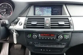 BMW X5, 3.0, 180 kW, diesel, automatic, four-wheel drive