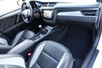 Toyota Avensis, 2.0, 105 kW, diesel, manual, front-wheel drive