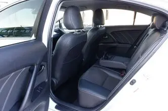 Toyota Avensis, 2.0, 105 kW, diesel, manual, front-wheel drive