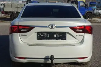 Toyota Avensis, 2.0, 105 kW, diesel, manual, front-wheel drive