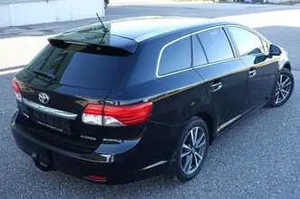 Toyota Avensis, 2.0, 91 kW, diesel, manual, front-wheel drive
