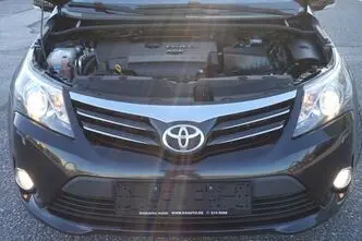 Toyota Avensis, 2.0, 91 kW, diesel, manual, front-wheel drive