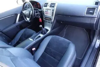 Toyota Avensis, 2.0, 91 kW, diesel, manual, front-wheel drive