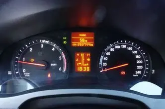 Toyota Avensis, 2.0, 91 kW, diesel, manual, front-wheel drive