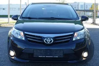Toyota Avensis, 2.0, 91 kW, diesel, manual, front-wheel drive