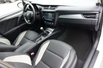 Toyota Avensis, 2.0, 105 kW, diesel, manual, front-wheel drive