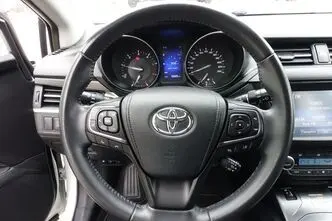 Toyota Avensis, 2.0, 105 kW, diesel, manual, front-wheel drive