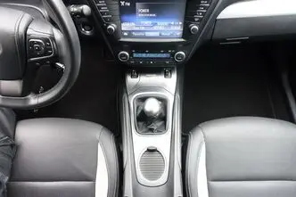 Toyota Avensis, 2.0, 105 kW, diesel, manual, front-wheel drive