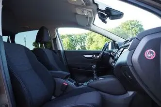 Nissan Qashqai, 1.5, 81 kW, diesel, manual, front-wheel drive