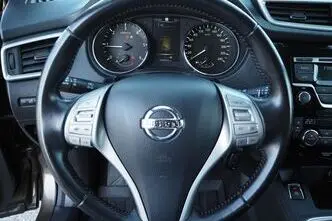 Nissan Qashqai, 1.5, 81 kW, diesel, manual, front-wheel drive
