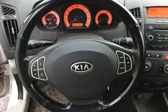 Kia cee'd / Ceed, 1.6, 66 kW, diesel, manual, front-wheel drive